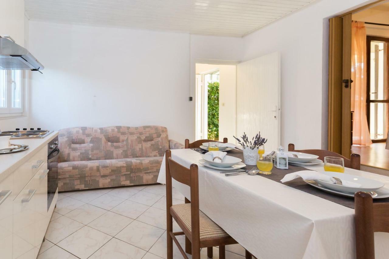 Cozy Apartment Josipa Privlaka  Luaran gambar