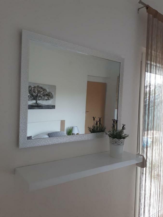 Cozy Apartment Josipa Privlaka  Luaran gambar
